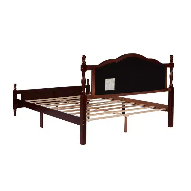 Letto a piattaforma vintage queen size con testiera imbottita, pediera a pannelli e contenitore sotto il letto