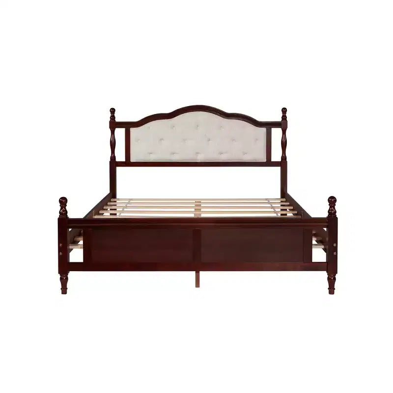 Letto a piattaforma vintage queen size con testiera imbottita, pediera a pannelli e contenitore sotto il letto